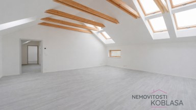 Pronájem bytu 4+kk 151 m² Hostivická, Praha 5, Sobín