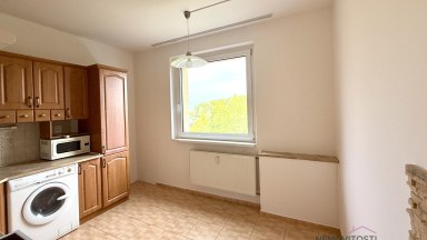 Pronájem bytu 3+1, Chomutov, ul. Kamenný vrch